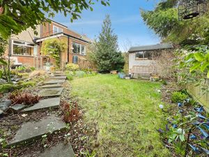 Photo 30- click for photo gallery